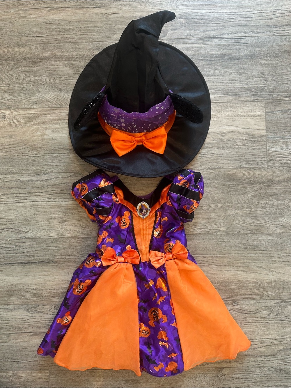 Authentic Disney parks Minnie mouse witch costume